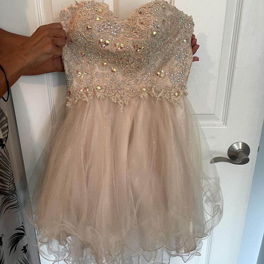 XS Aspeed Short Formal Dress